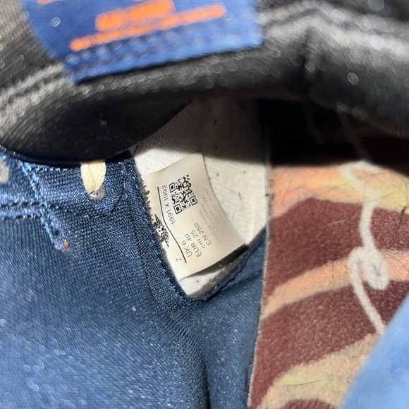 Kool kiys size 7 all the pictures are there and is in very good condition. - Picture 3 of 3